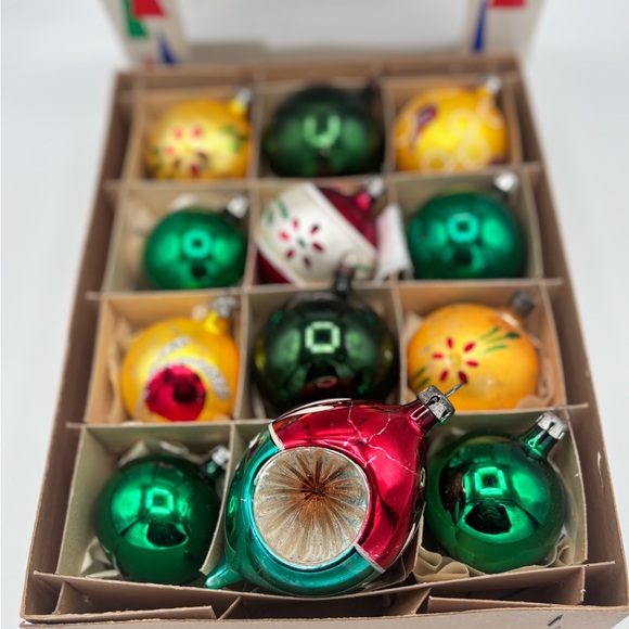 Vintage Santa Land Glass Christmas Ornaments Set of 12 Original Box - Picture 2 of 10